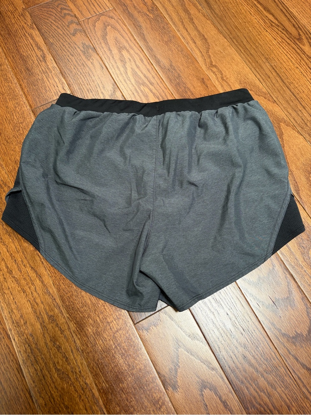 Under Armour Dark Gray and Black Women's Running Shorts Size M - Picture 2 of 6